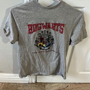 ✨ 2 for $10✨ women’s Harry Potter graphic tee(NEW)